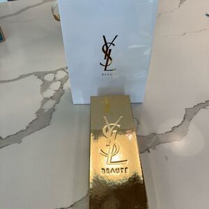 YSL Gold Beaute Highlighter makeup